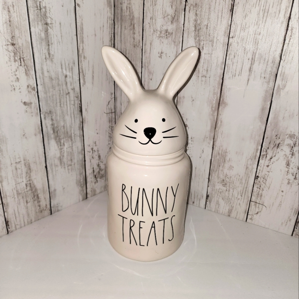NWT Rae Dunn Bunny Treats Canister